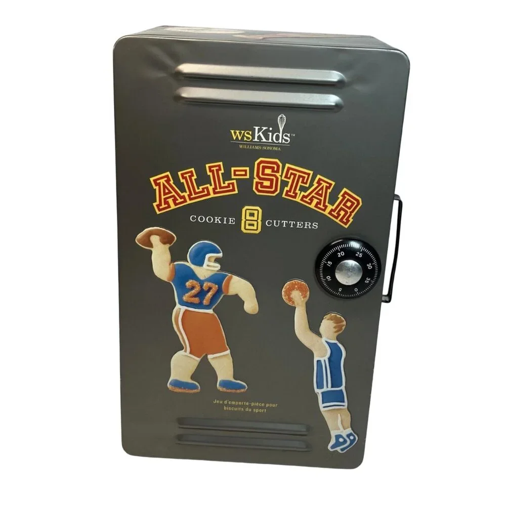 Williams Sonoma Set 8 All Star Sports Cookie Cutters Recipe RARE NIB